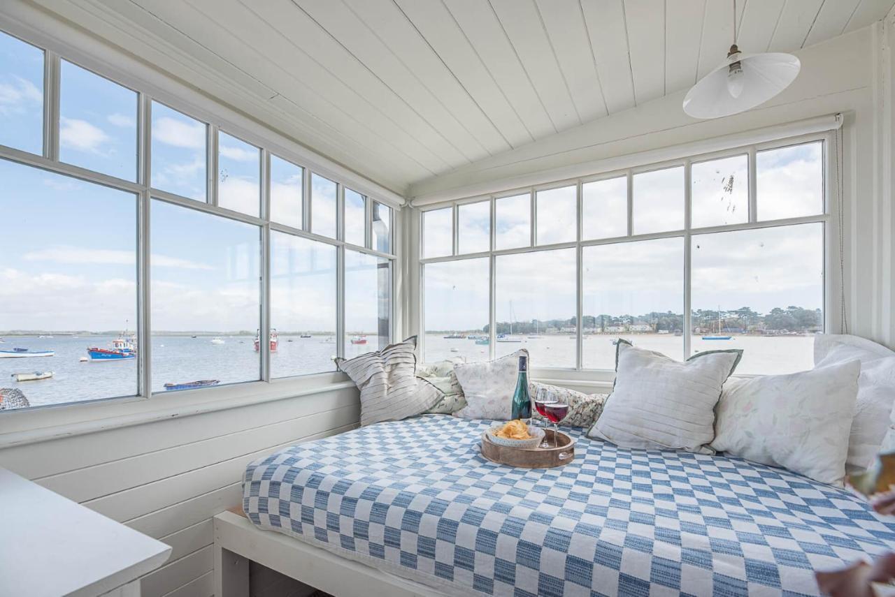 The Boathouse In Felixstowe Ferry - Stunning Waterfront Property Exterior photo
